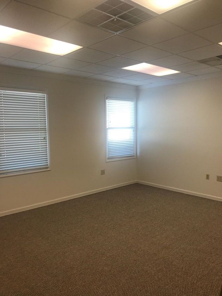 Office Available off Northshore Drive